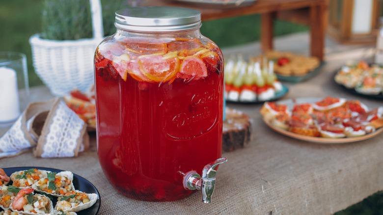 Party table sangria dispenser