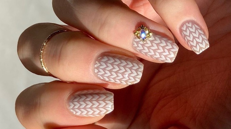 Rib knit sweater nails