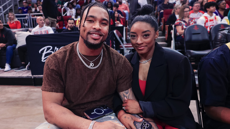 Simone Biles and Jonathan Owens smiling