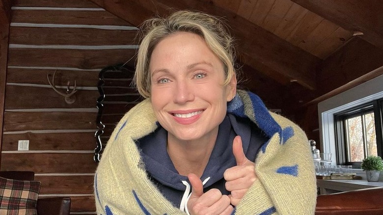 Amy Robach with little makeup