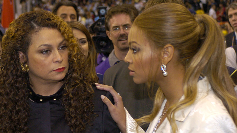 Tina Knowles-Lawson and Beyonce