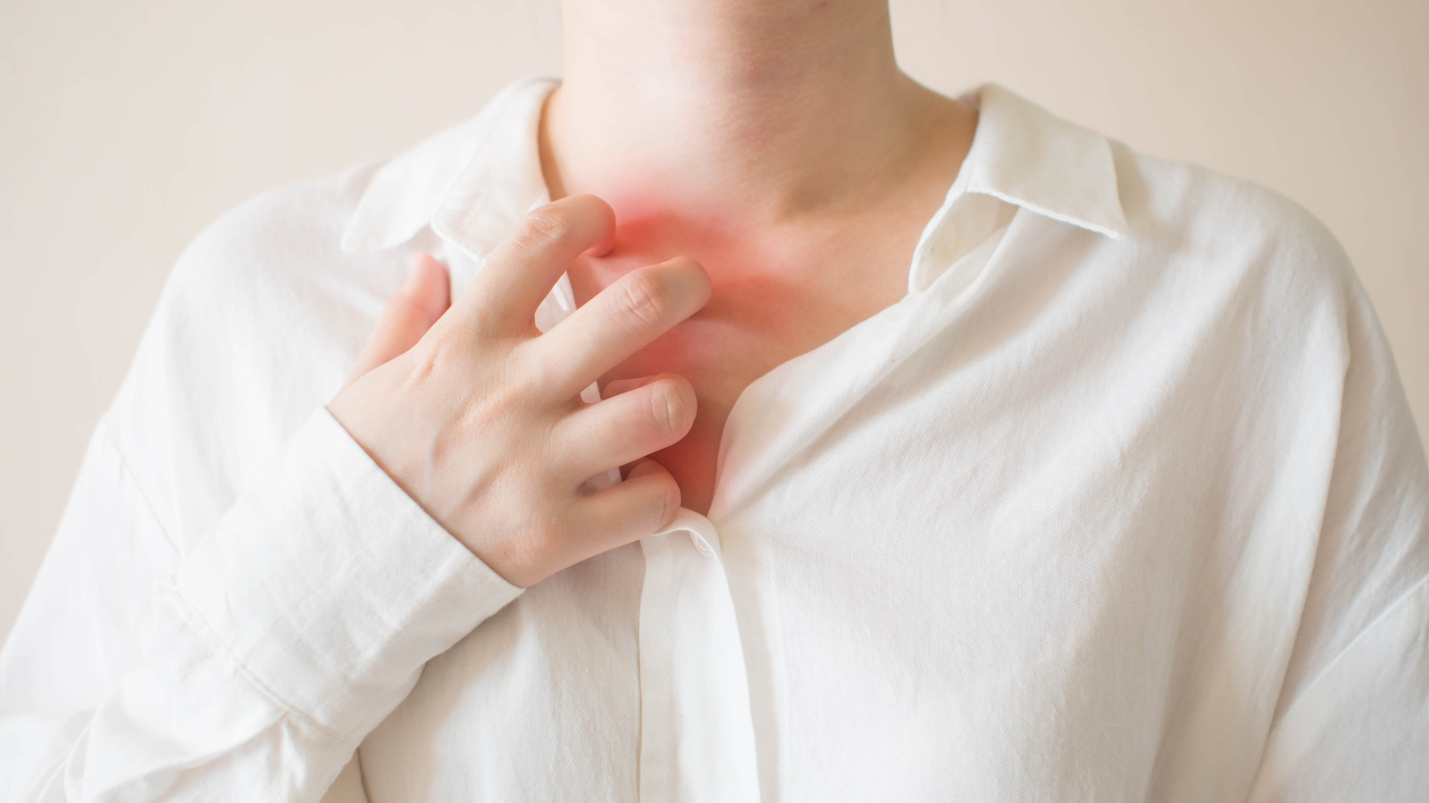 What Does It Really Mean When Your Chest Itches 