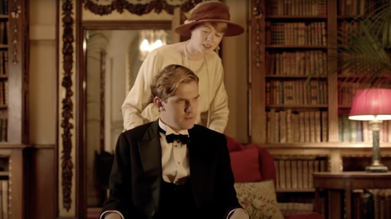 Lavinia and Matthew in "Downton Abbey"