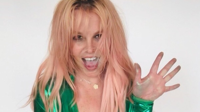 Britney Spears with new pink hair