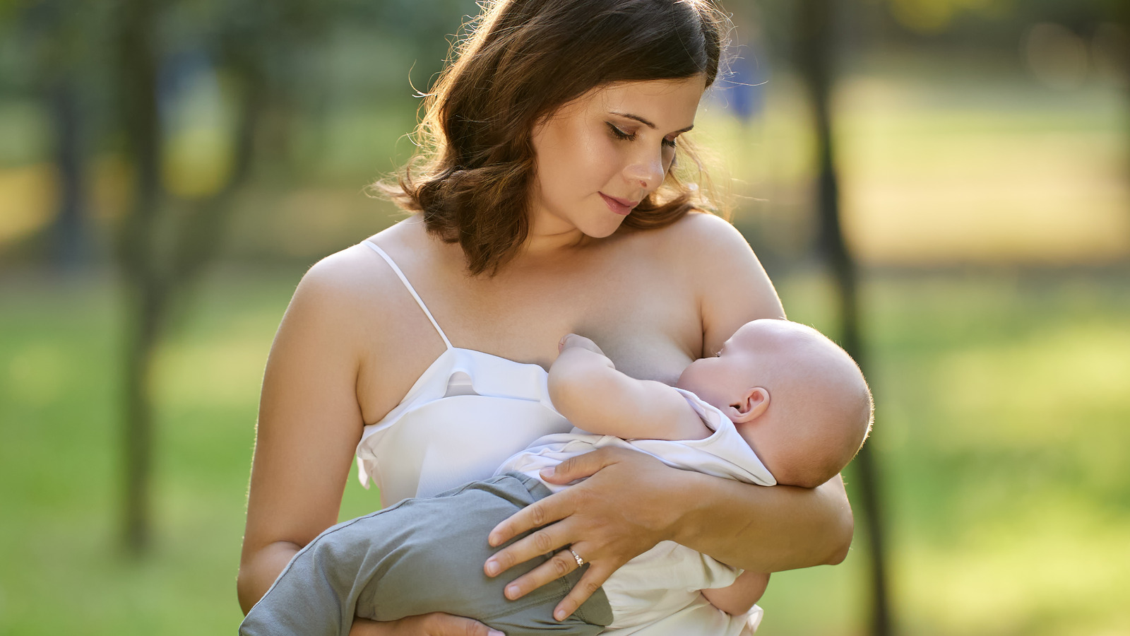 what-foods-should-you-eat-if-you-re-a-breastfeeding-mom