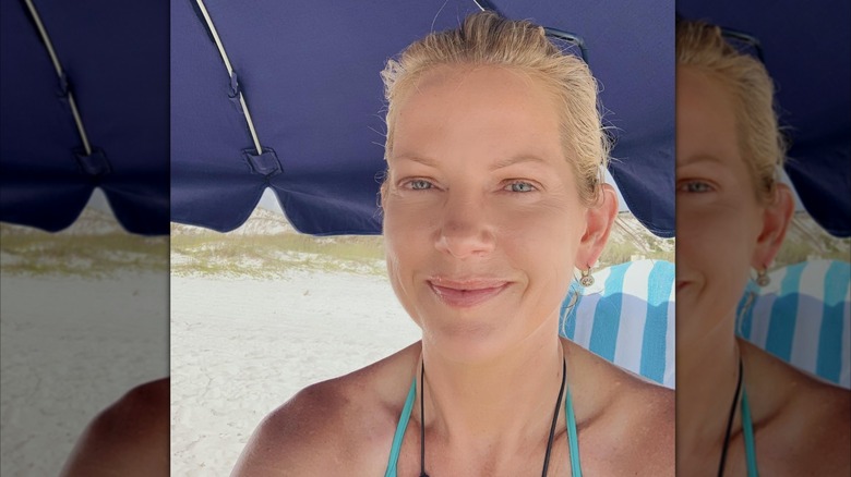 Shannon Bream outside on a beach, wearing no makeup.