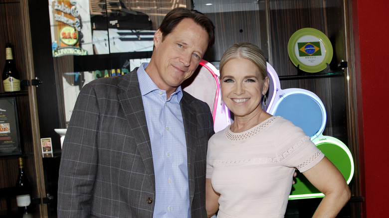 Matthew Ashford and Melissa Reeves pose for a photo together. 