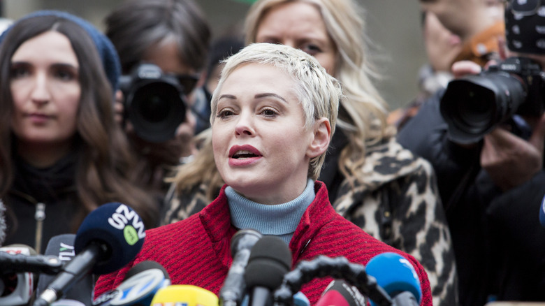 Rose McGowan giving speech