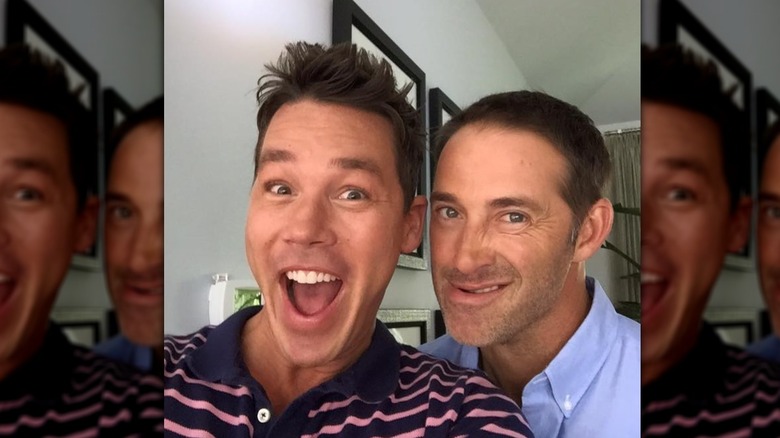 Josh Temple and David Bromstad posing in a selfie