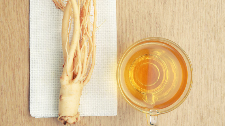 ginseng root and tea