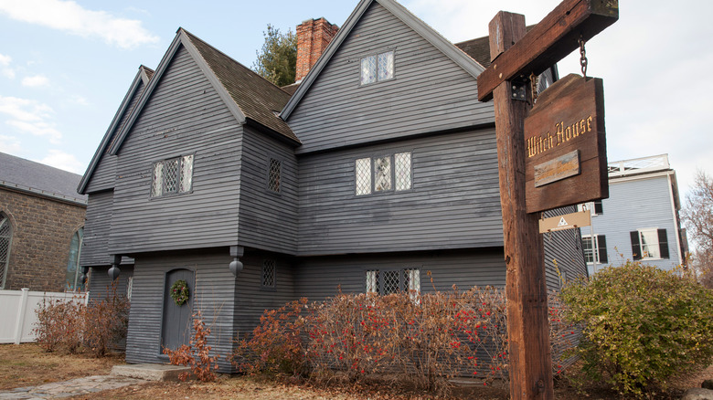 Exterior picture of the Salem Witch House in Massachusetts 