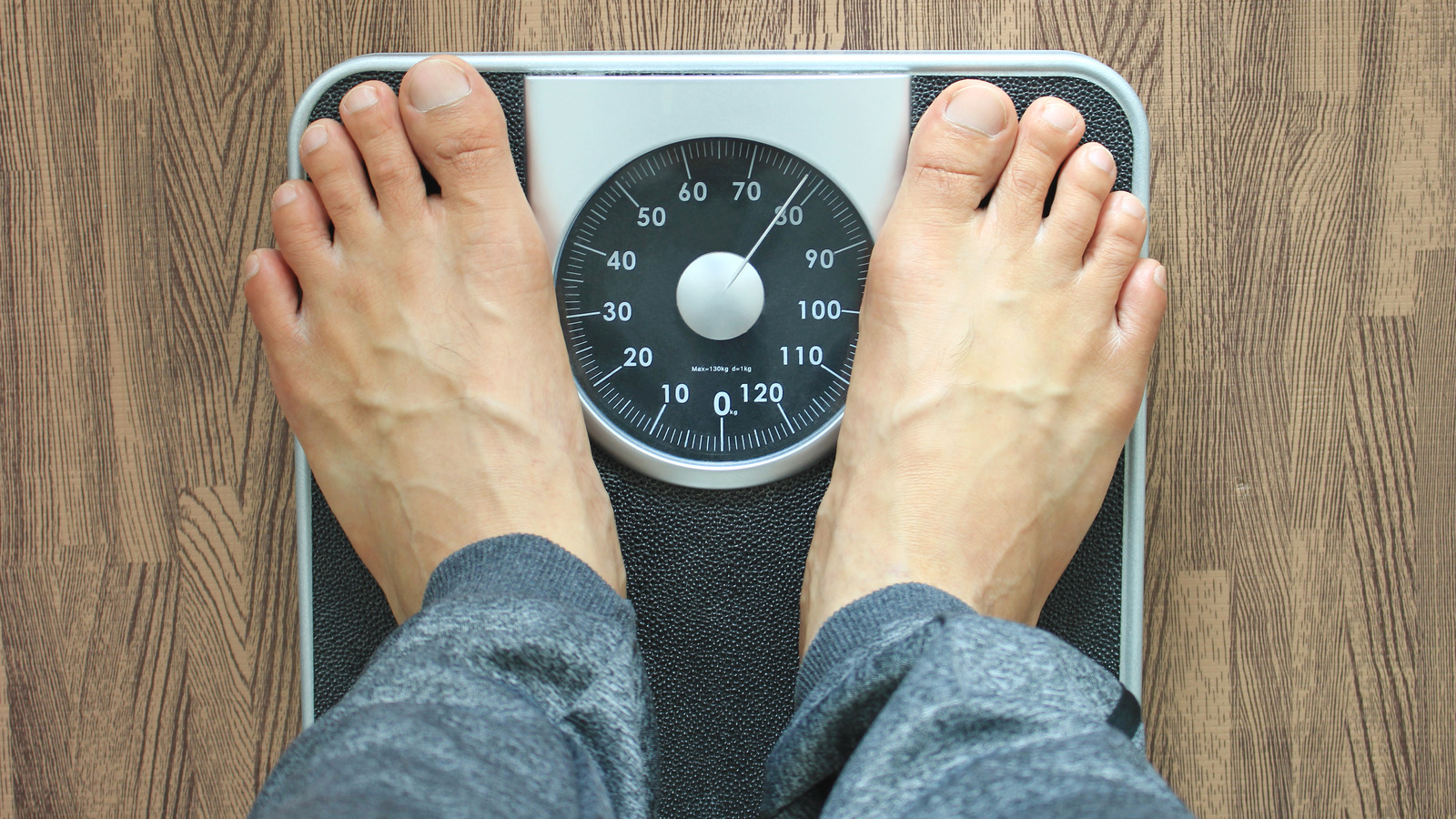 What is the average weight for men?