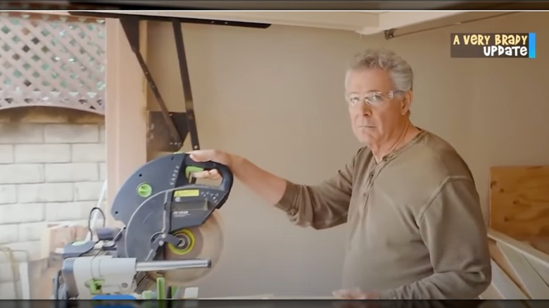 Barry Williams using circular saw