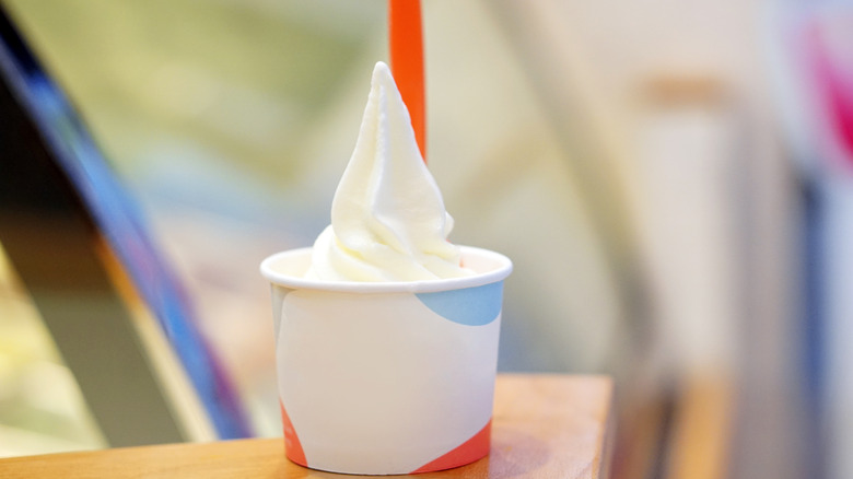 plain vanilla frozen yogurt