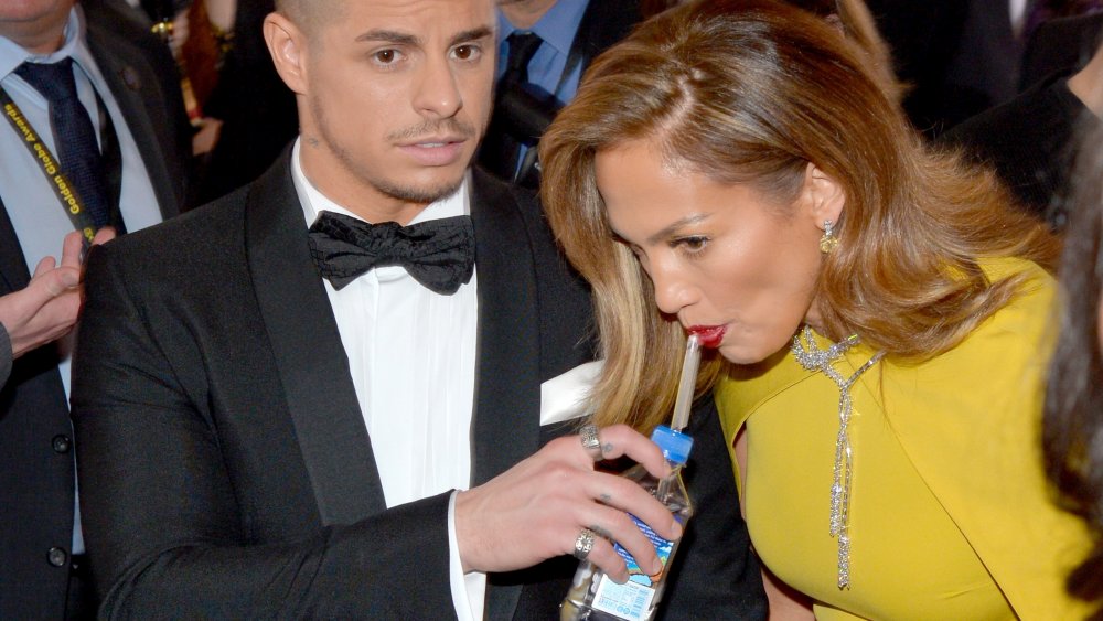 Jennifer Lopez drinking water