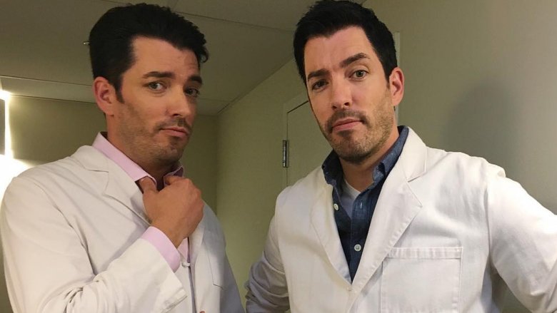 Jonathan and Drew Scott