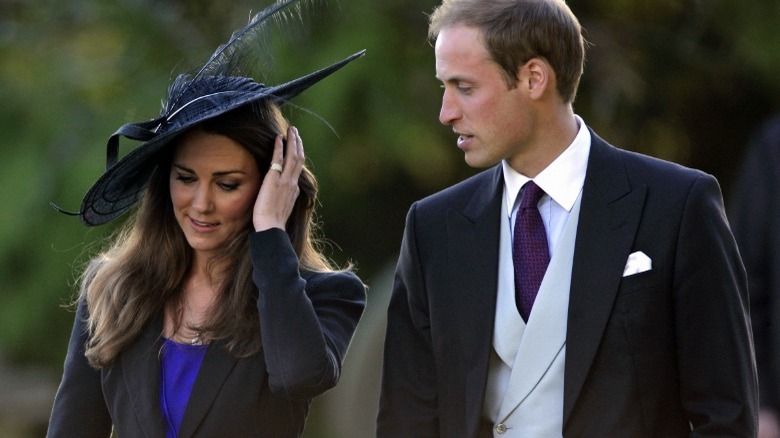 Kate Middleton hand to head Prince William