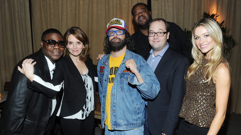 Tracy Morgan, Tina Fey, Judah Friedlander, Grizz Chapman, John Lutz, and Katrina Bowden posing together