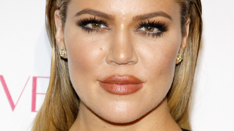 What Khloé Kardashian Really Looks Like Underneath All That Makeup 