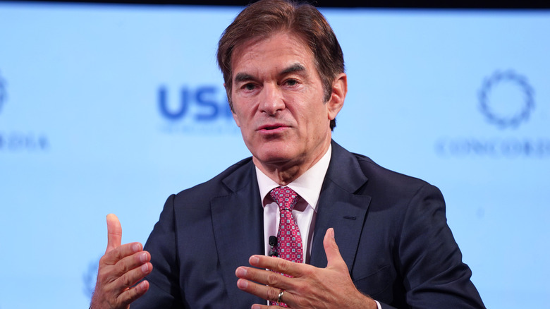 Dr. Oz speaks at a summit in 2021