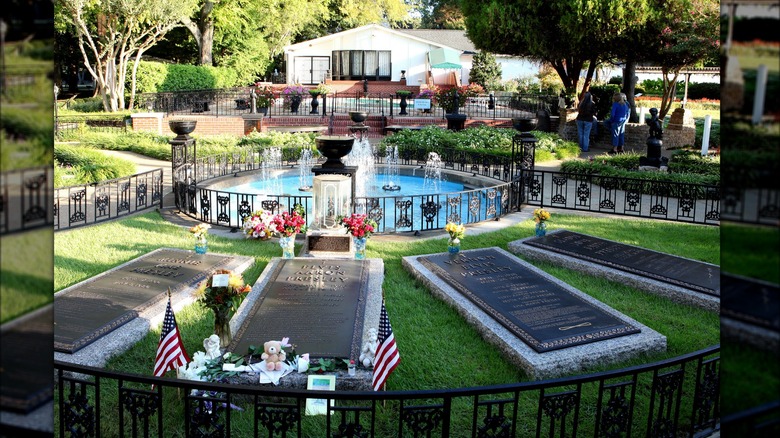 The Graceland cemetery