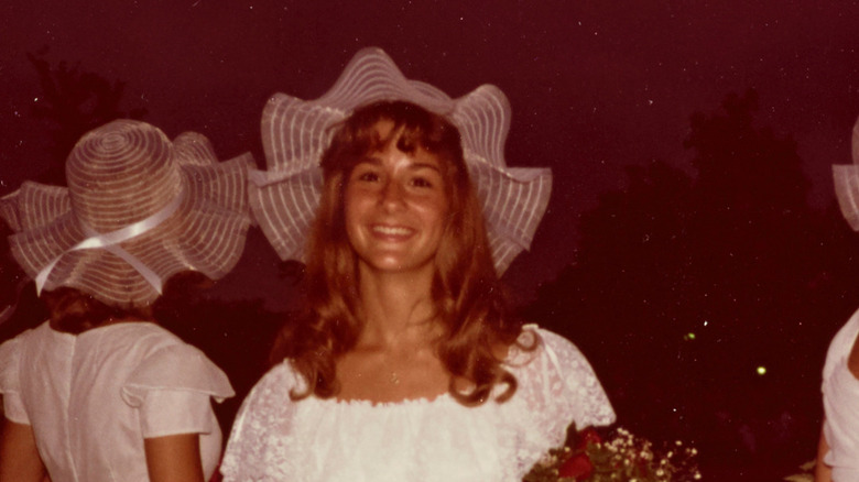 Melinda Gates wearing a hat