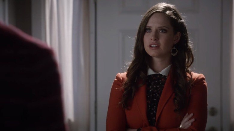 Merritt Patterson in "Ravenswood"