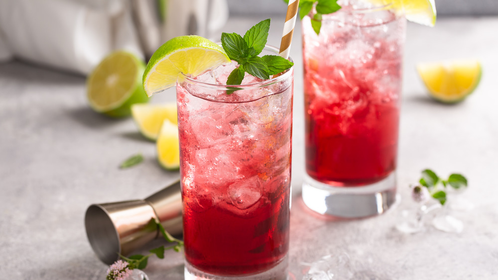 Two Cosmopolitans on a table