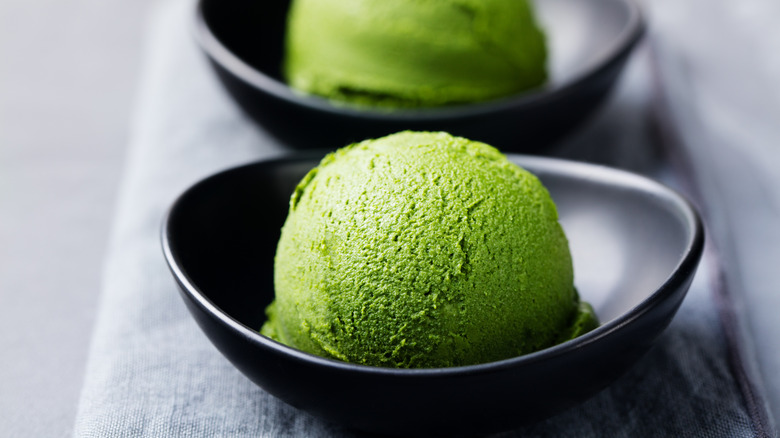 Green tea ice cream in bowls