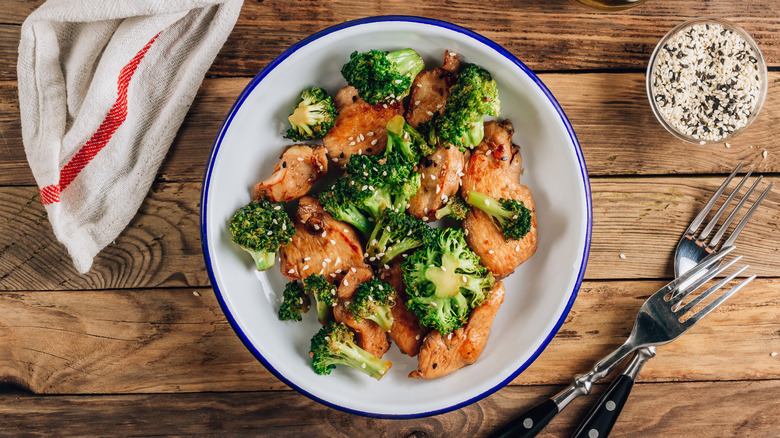 Chicken breasts, broccoli, sesame seeds