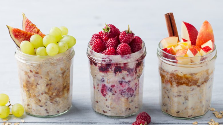 overnight oats with fruit