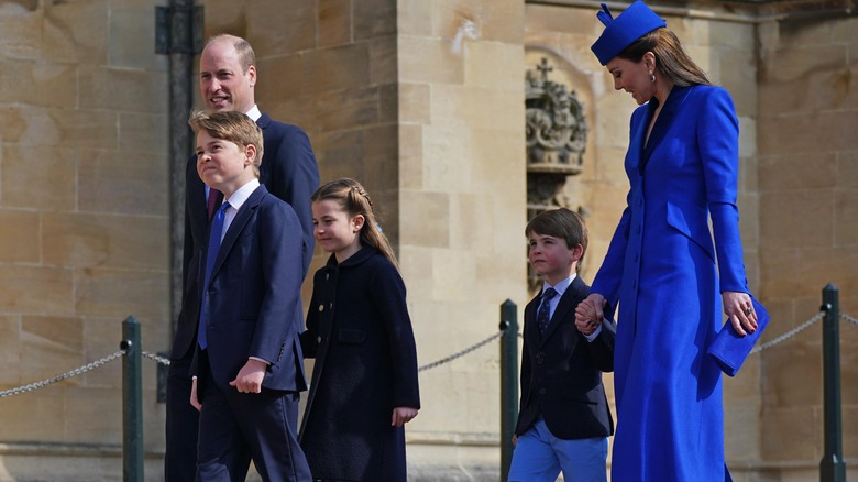 Prince William and Princess Catherine with their children