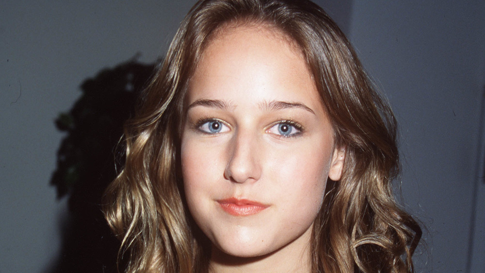 Leelee Sobieski as a young woman, close-up