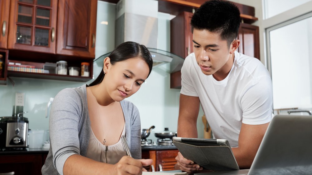 Couple planning a budget