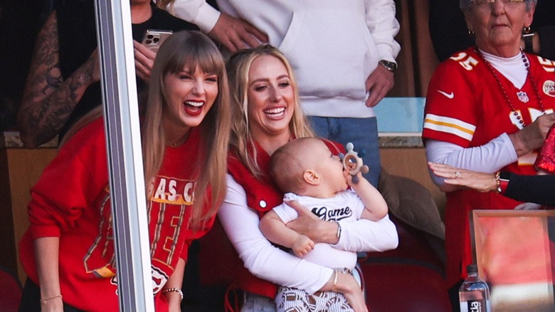 Taylor Swift and Brittany Mahomes