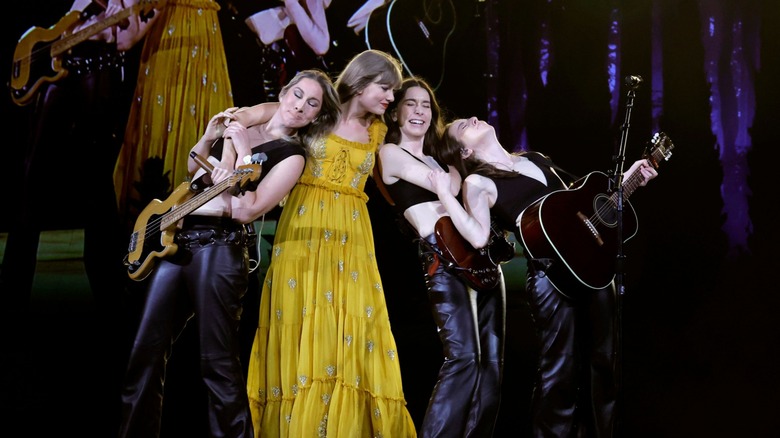 Taylor Swift and The Haim Sisters