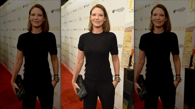 Anna Torv wears all black