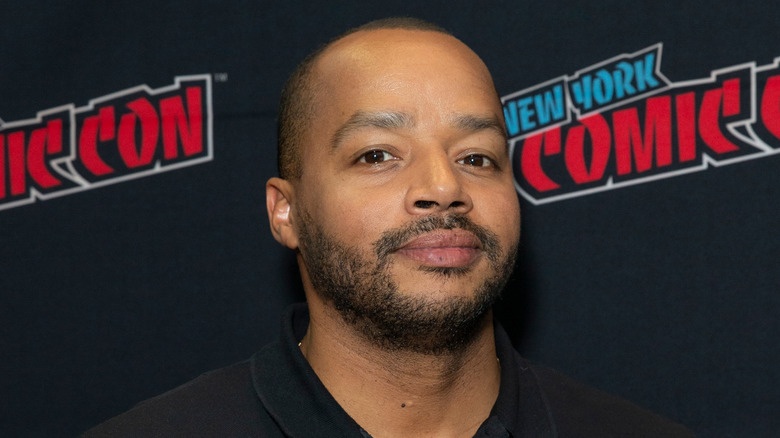 Donald Faison posing