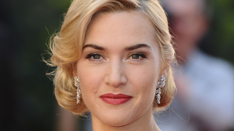 Kate Winslet looking fine at a red carpet event