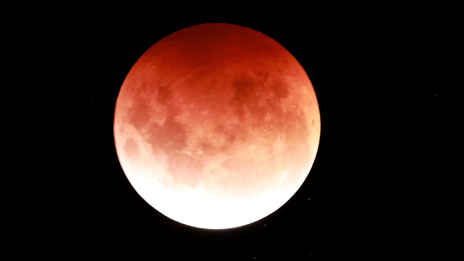 What The May 16 Blood Moon Eclipse Means For Earth Signs