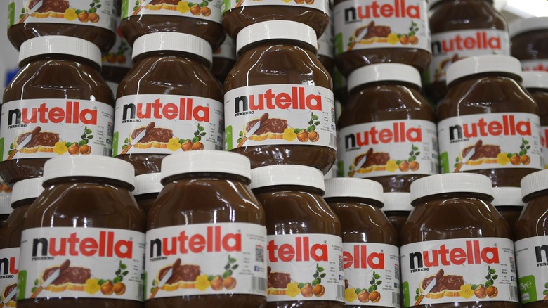 Nutella jars stacked