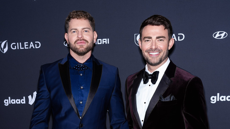 Jaymes Vaughan and Jonathan Bennett matching in tux