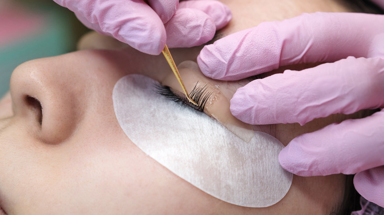 Woman getting keratin lash lift