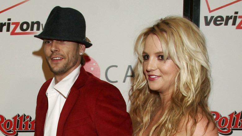 Britney Spears, Kevin Federline walking