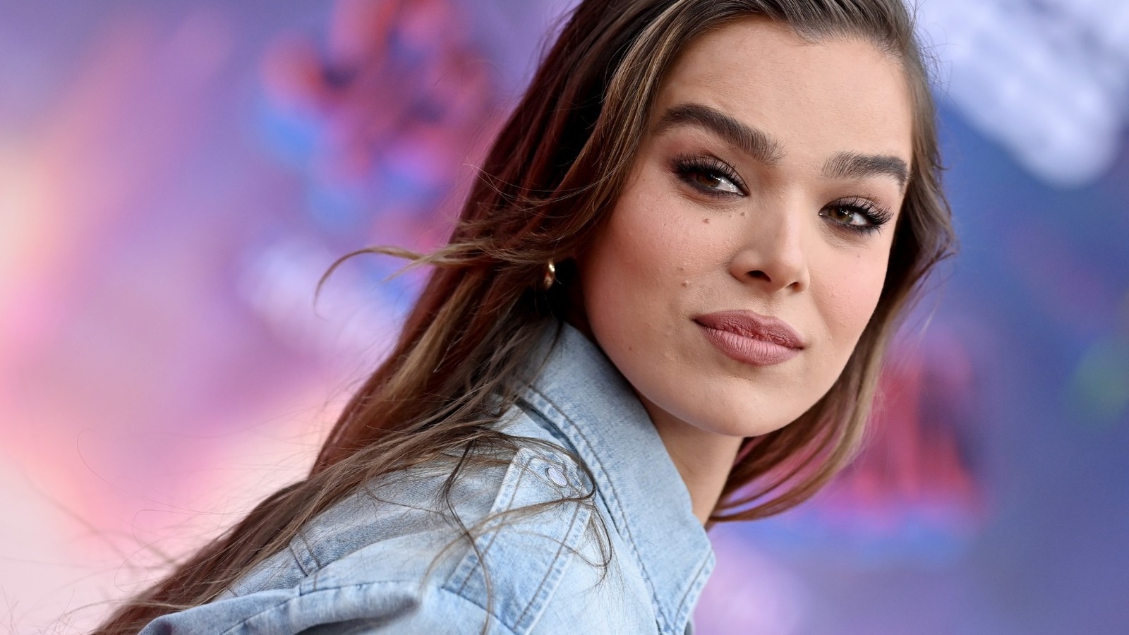 Hailee Steinfeld, Josh Allen Enjoy Sushi Date Amid Romance Rumors