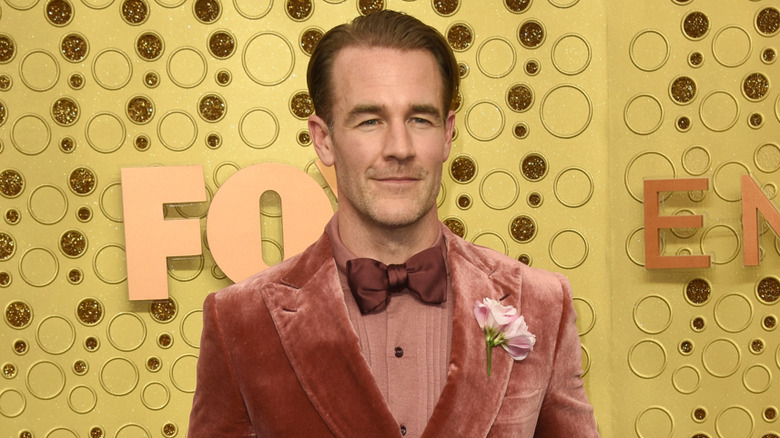 James Van Der Beek posing on red carpet