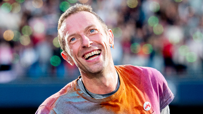 Chris Martin performing