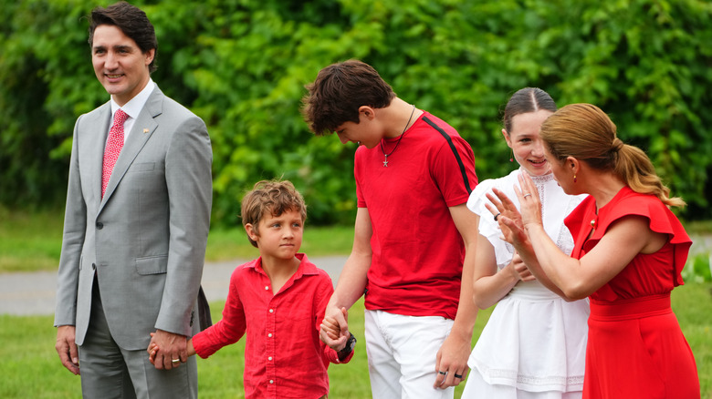 Justin and Sophie Trudeau with their three kids