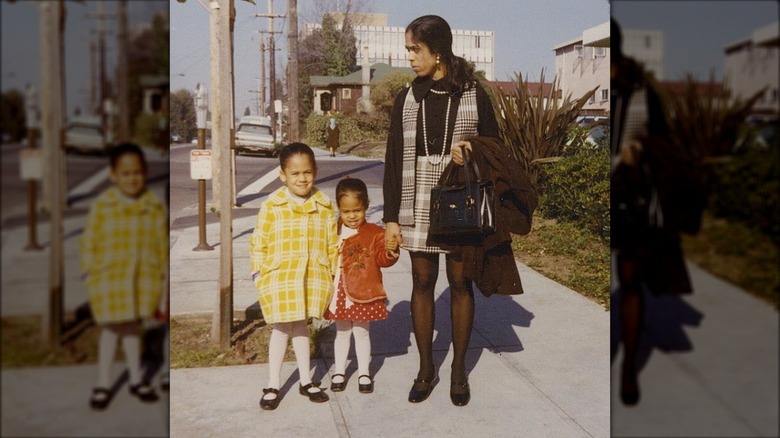 Kamala Harris, her sister Maya, and their mother Shyamala Gopalan in an old photo