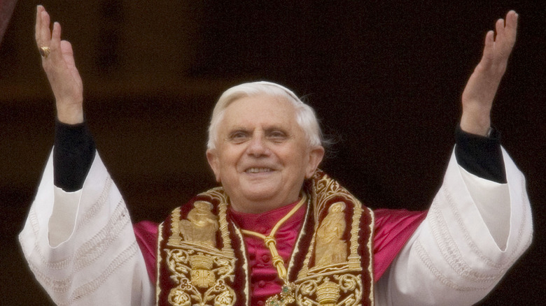  Pope Emeritus Benedict XVI addresses a crowd